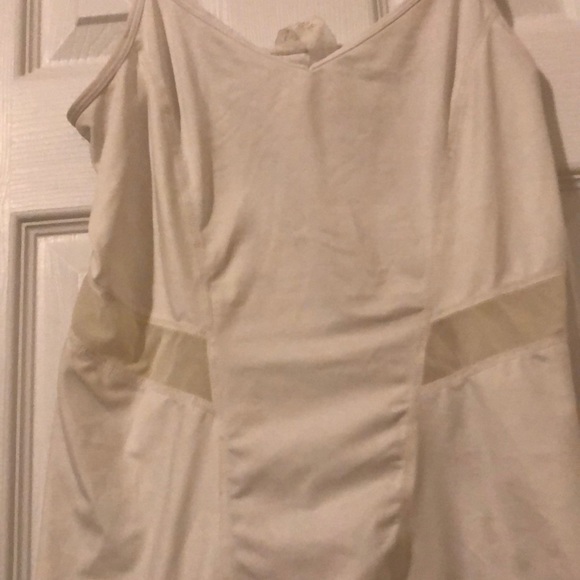 Fabletics tank - Picture 2 of 3